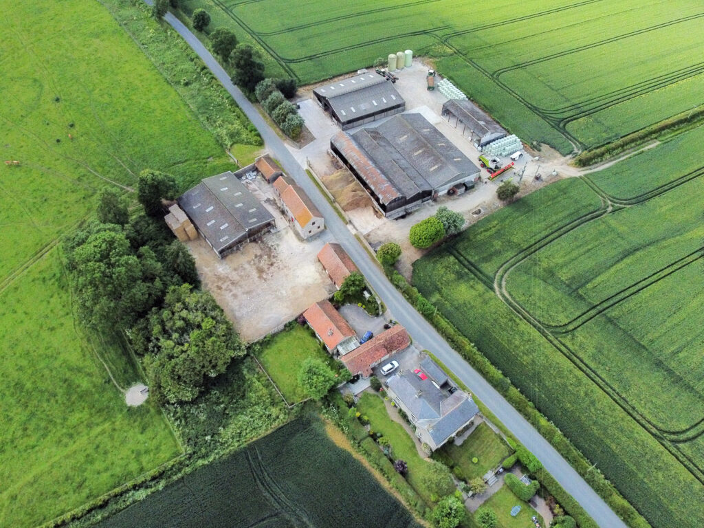 mateusz kustra farm buildings north yorkshire england 2025 03 18 15 02 09 utc